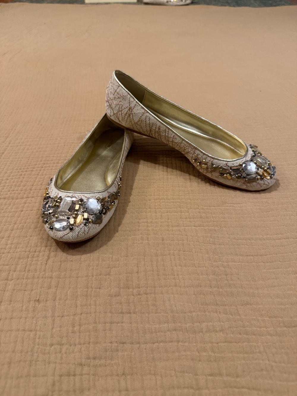 Coach Round-Toe Denisse Embellished Ballet Flats in Gold and Ivory Size 8.5 - Picture 3 of 9